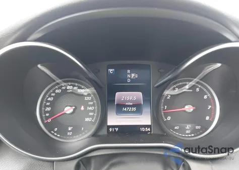 2015 Mercedes-Benz C 300 из США, поврежденный, VIN 55SWF4JB0FU055962